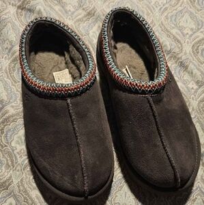 UGG Women's Suede Slippers - Dark Gray with Multicolor Trim